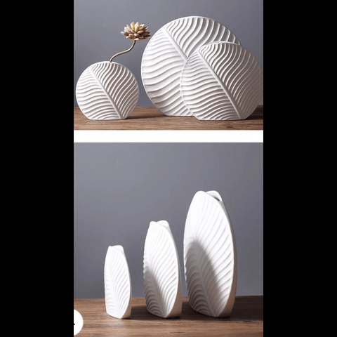 Trueliving White Round Flower Vase 41L x 24W x 10H Centimeters