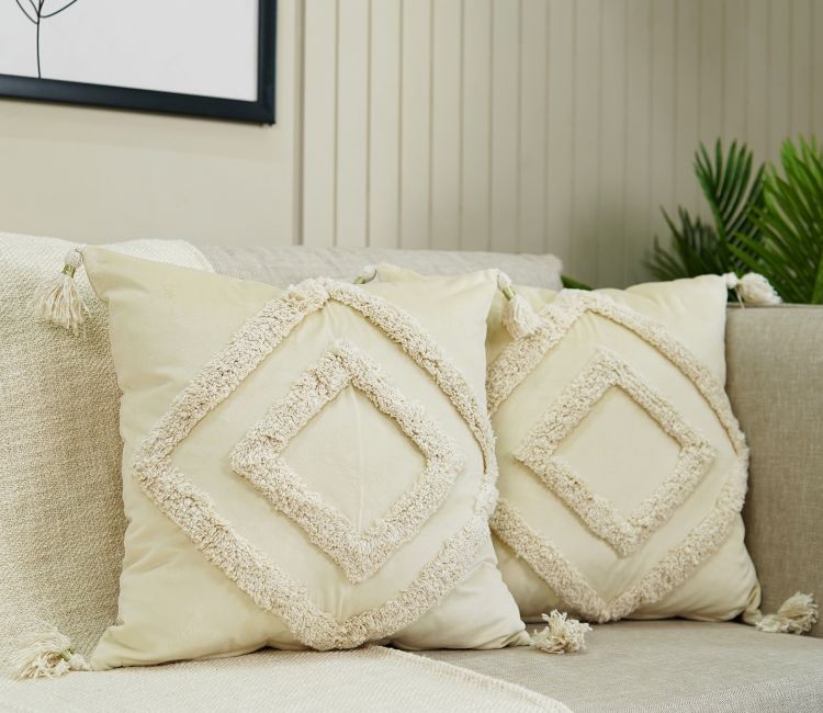 Super Soft Velvet Cushion Covers - Set of 2 (18 x 18 inches, White)