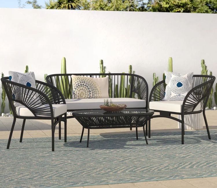 Black Rope 4 Seater With Table And Off-White Cushions