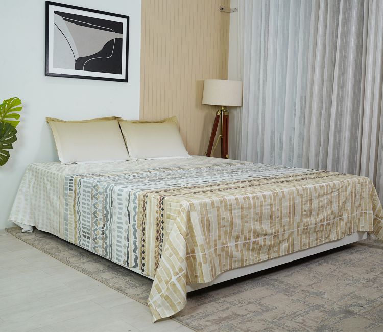 Dotted 144 TC Flat Pure Cotton King Size Bedsheet With 2 Pillow Covers (Cream)