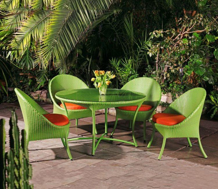 Green And Beige Wicker And Rattan 4 Seater Dining Set With Orange Cushions