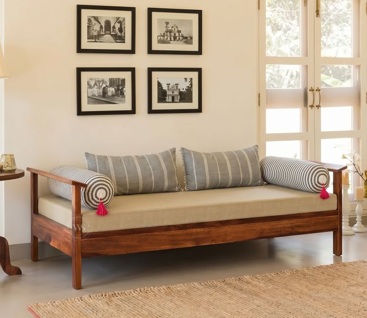 Leona Divan with Mattress (Honey Finish)