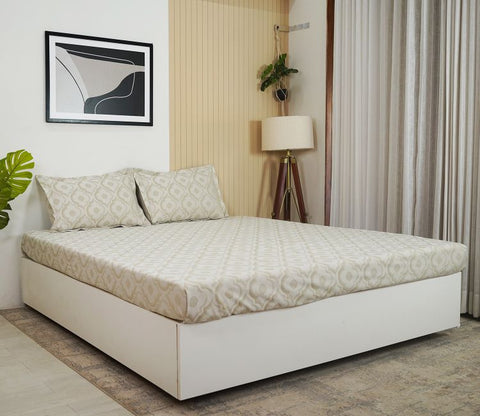 Mandana 290 TC Flat Pure Cotton King Size Bedsheet With 2 Pillow Covers (Beige)