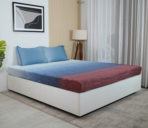 Rhombo 300 TC Flat Pure Cotton King Size Bedsheet With 2 Pillow Covers (Red)