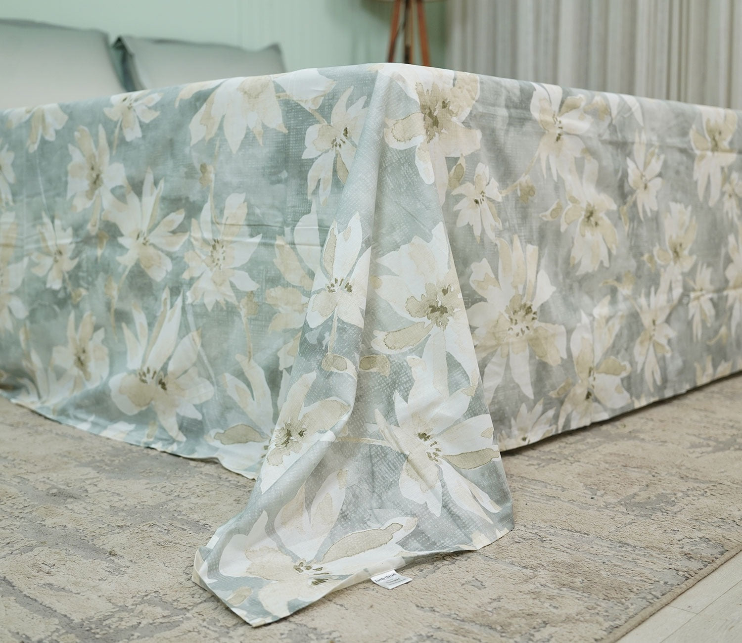Blossom Flat Cotton Bed Sheet King Size with 2 Pillow Covers (Grey)
