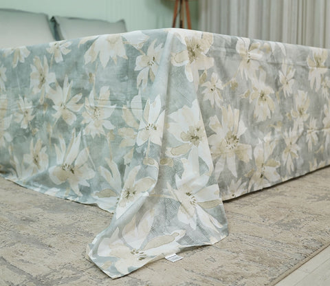 Blossom Flat Cotton Bed Sheet King Size with 2 Pillow Covers (Grey)
