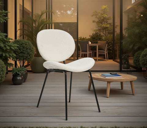 Clouda Modern Upholstered Chair in Boucle Fabric (White)