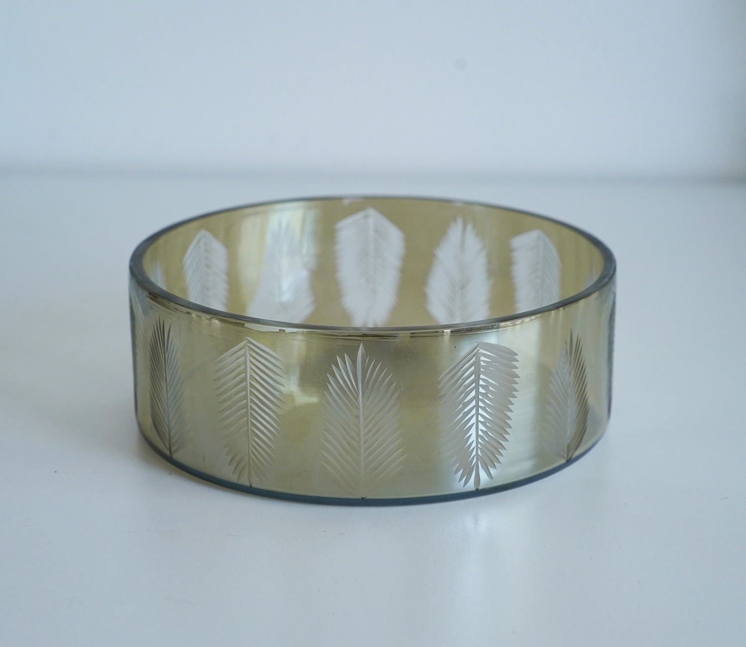 Midori Self Leaf Gold And Black Luster Soap Dish