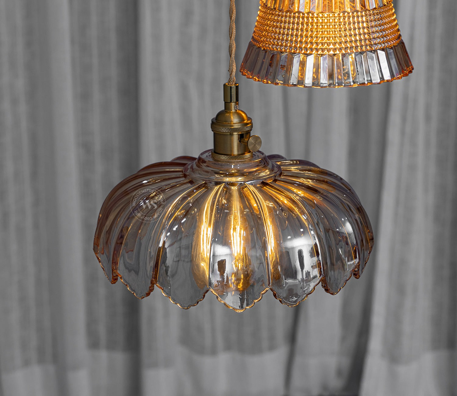 Oracle Hanging Light (Bronze)