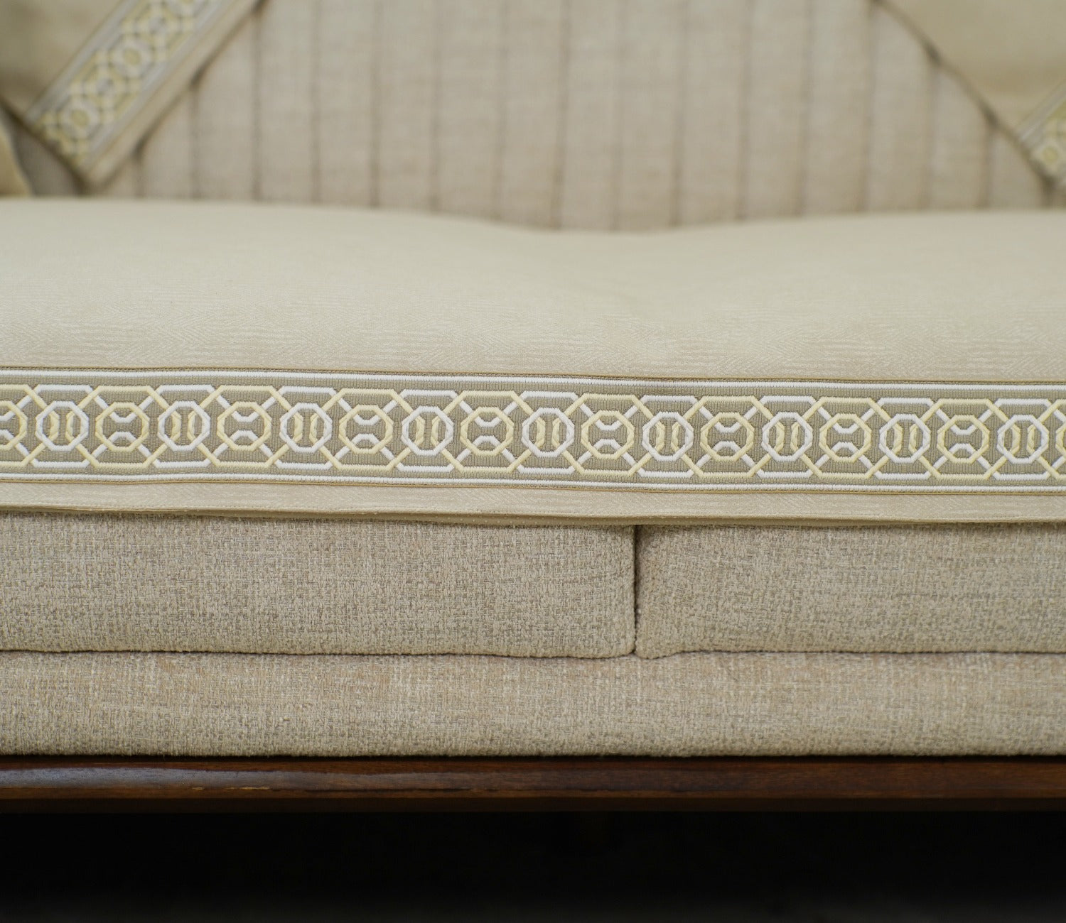 Cambridge 3 Seater Premium Sofa Cover - Set of 9 (Cashew White)