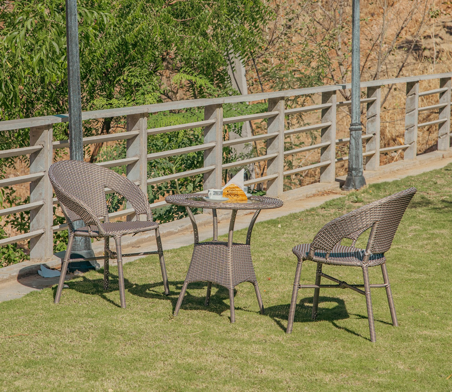 Veneto 2 Seater Outdoor Set (Golden White)