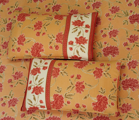 120 TC Imperial Blossoms Cotton Bedsheet King Size With 2 Pillow Cover (Peach)