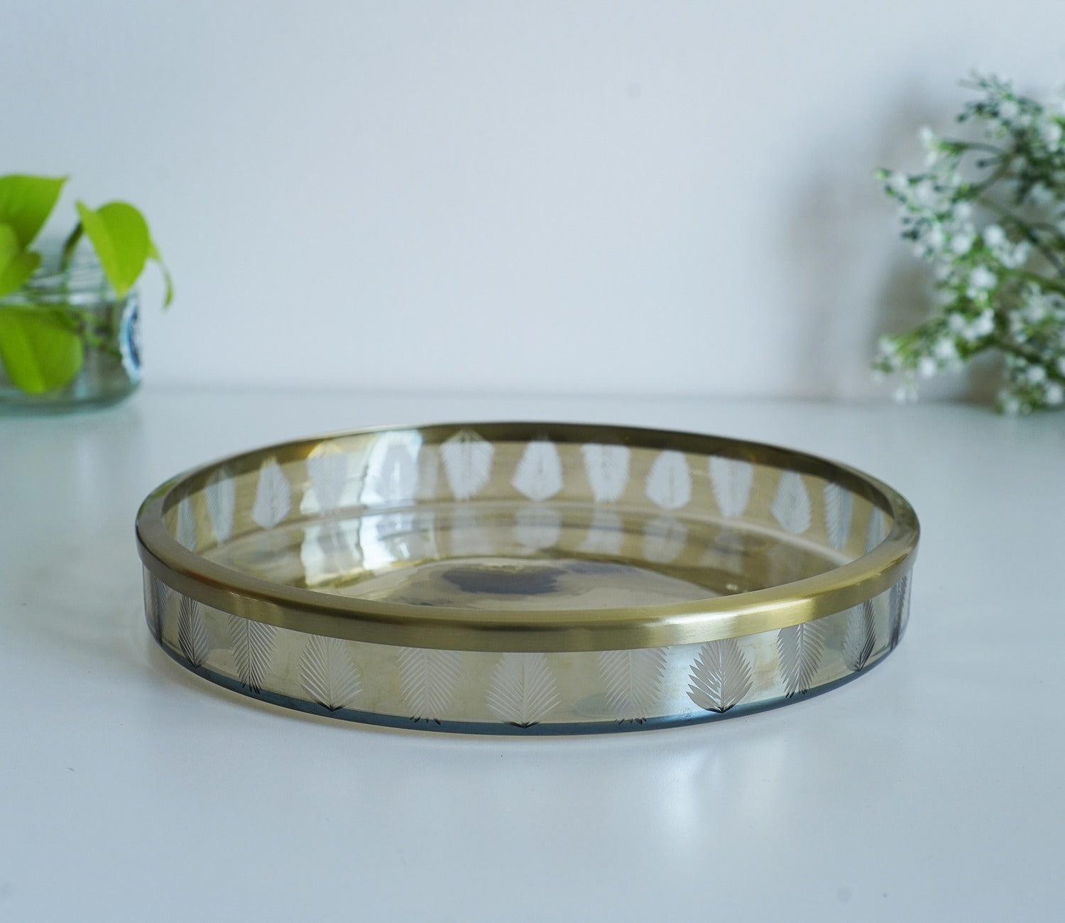 Midori Self Leaf Gold And Black Luster Tray