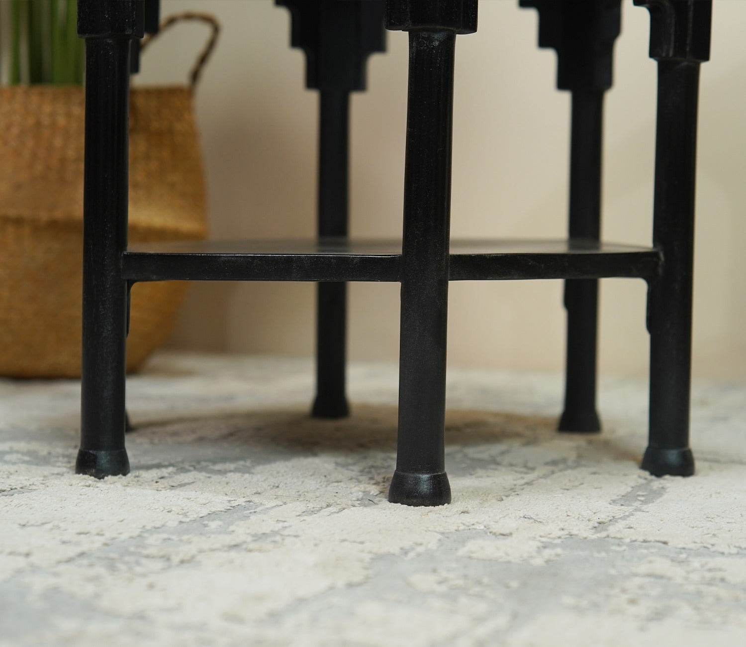 Samiha Sheesham Wood Carved Side End Table (Black Finish)