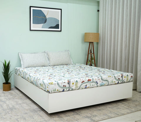 Train And Town Flat Cotton Kids Bed Sheet King Size with 2 Pillow Covers