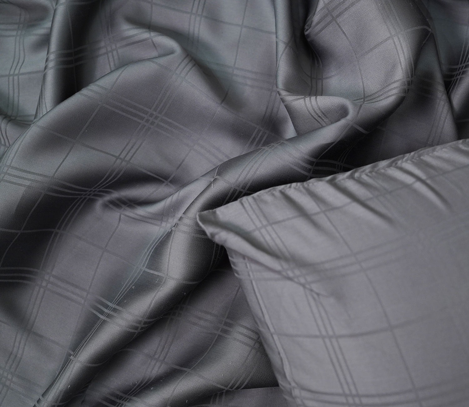 Vegan Dobby Organic Bamboo King Size Bed Sheet with 2 Pillowcases (Charcoal Grey)