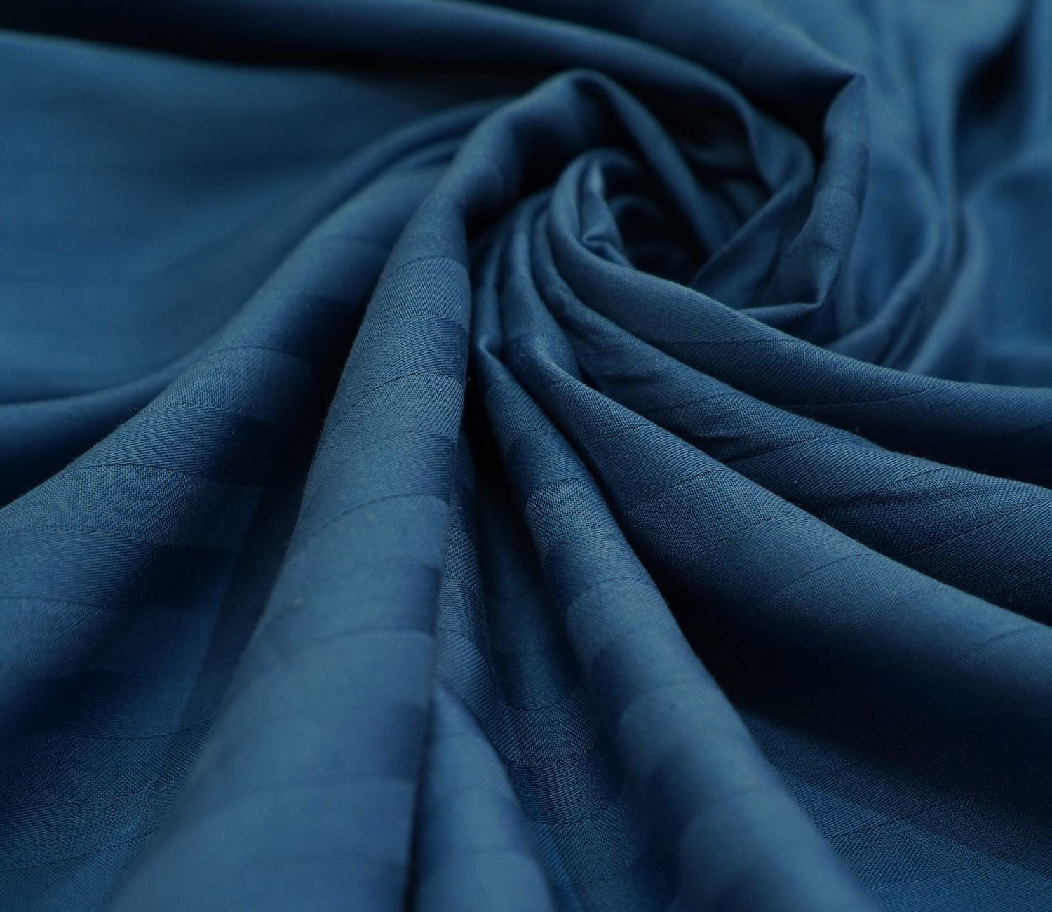 300 TC Pure Cotton Fitted King Size Bedsheet with Satin Stripe with 2 Pillow Covers (Blue)