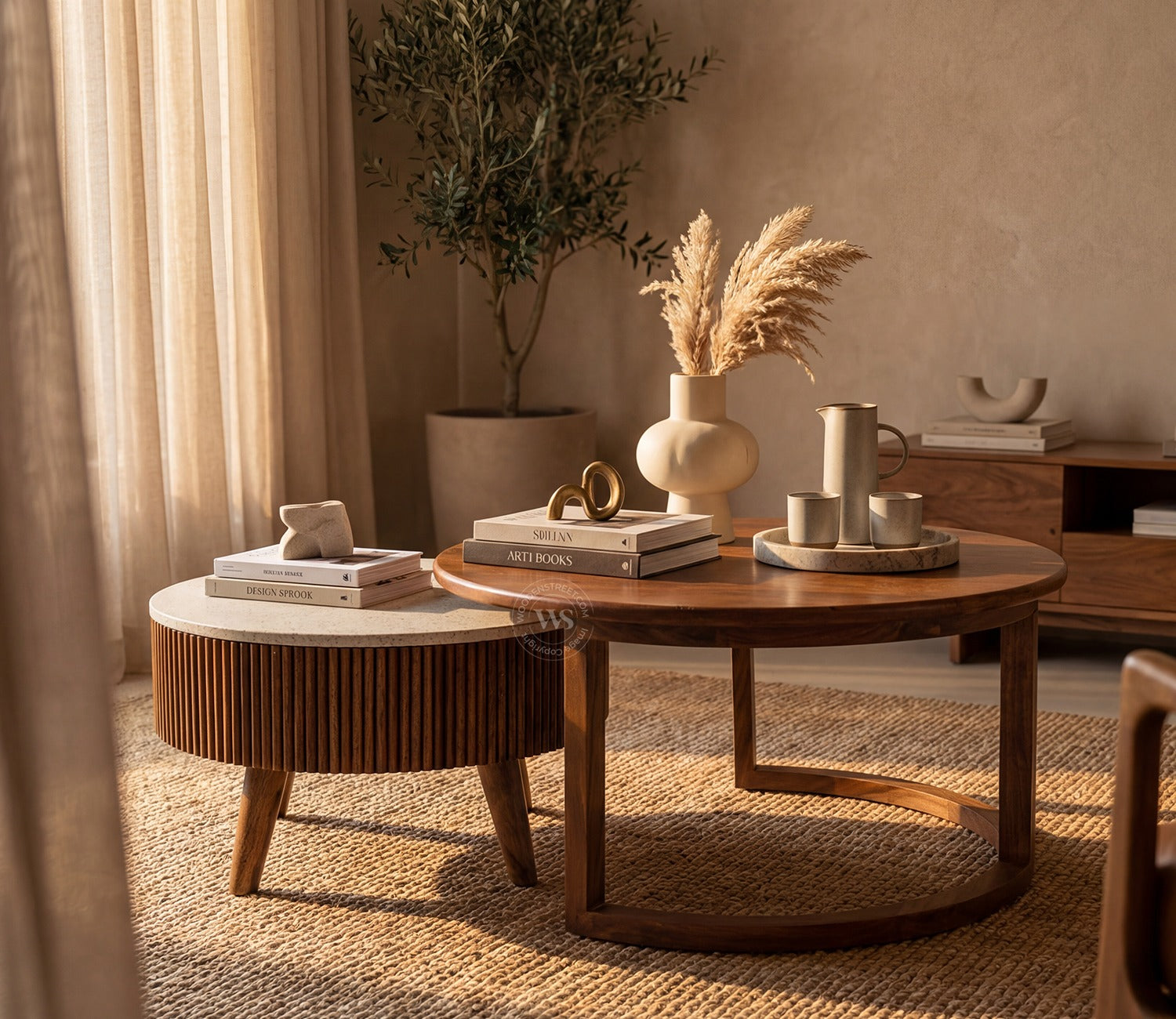 Akasa Sheesham Wood Nesting Coffee Tables With Storage, Set of 2 (Teak Finish)