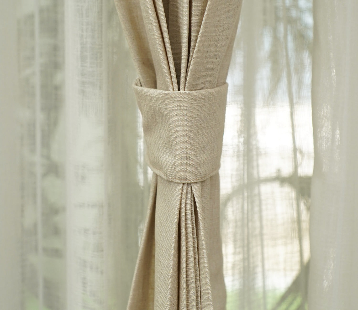 Solid Plain 1 Piece Light-Filtering Curtain (Cream, 7 Feet)