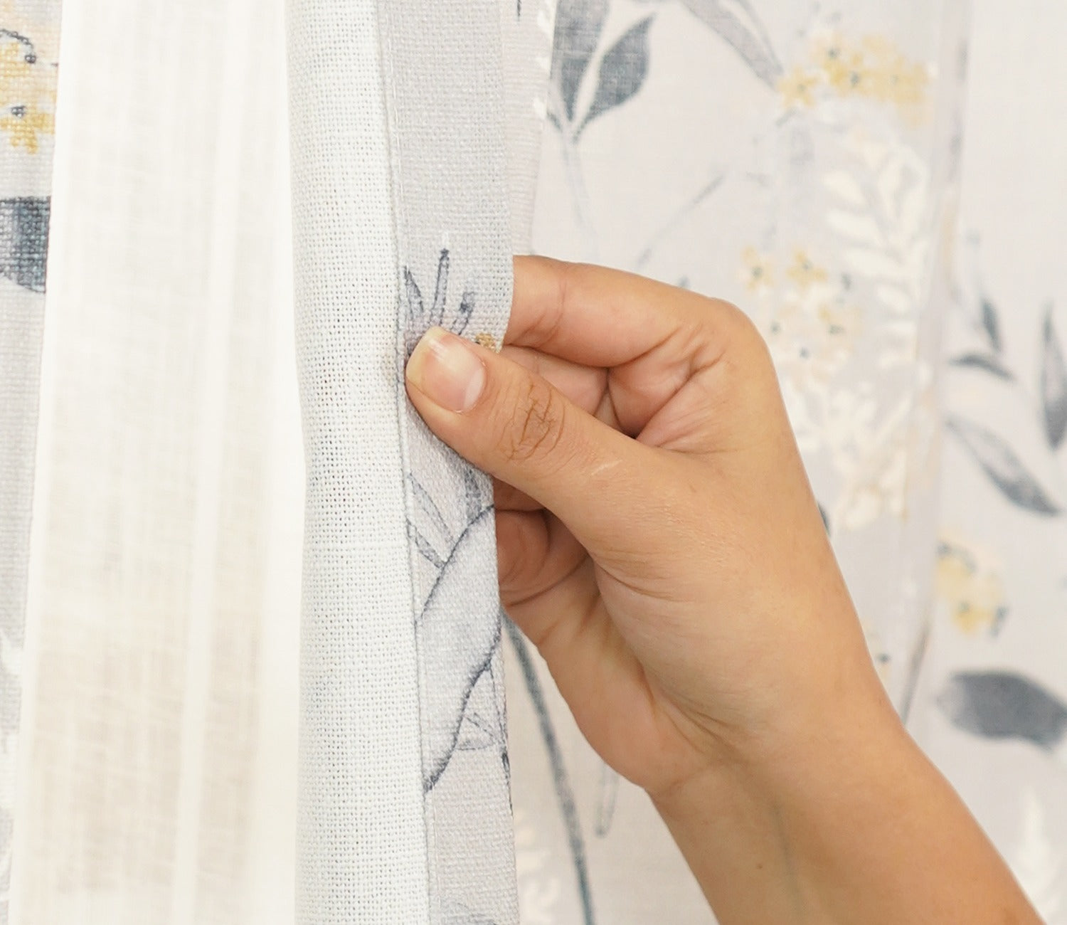 Grey Daisy Uplands Floral Print Light-Filtering Door Curtains Set of 2 (Grey, 7 Feet)