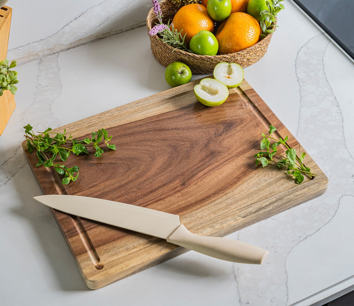 Grove Large Mango Wood Handcrafted Non Slip Chopping Board For Kitchen