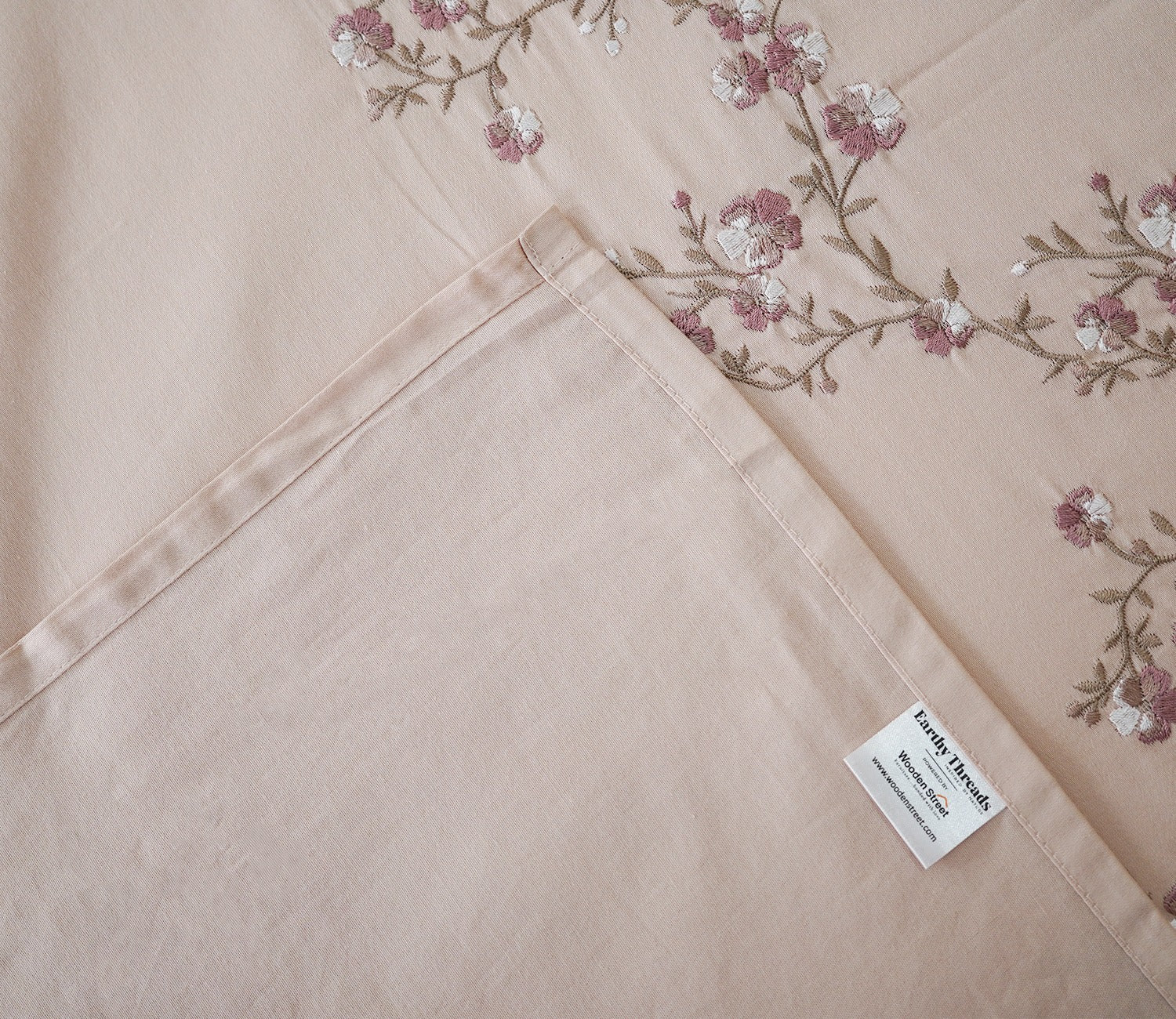 Floral Embroidery 300 TC Flat Pure Cotton King Size Bedsheet With 2 Pillow Covers (Pink)