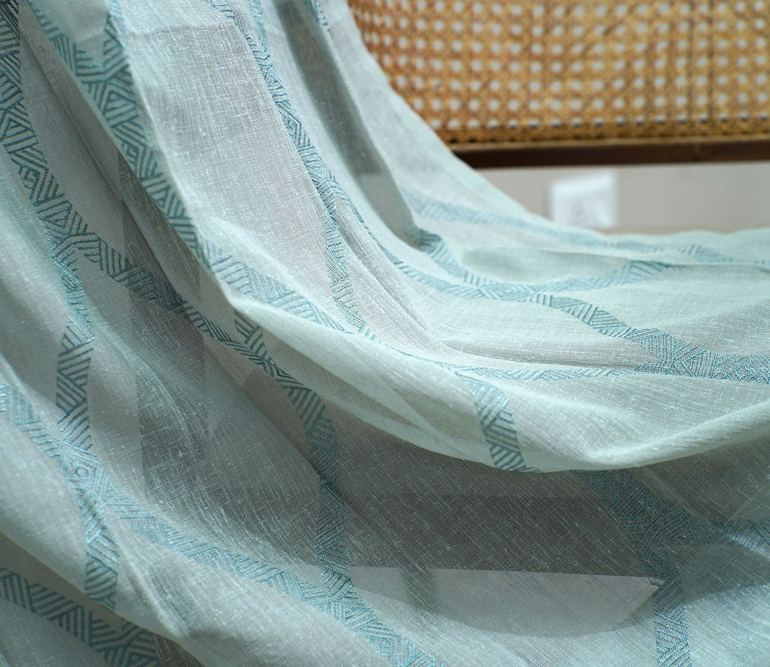Twisted Door 1 Piece Sheer Curtain (Blue, 7 Feet)