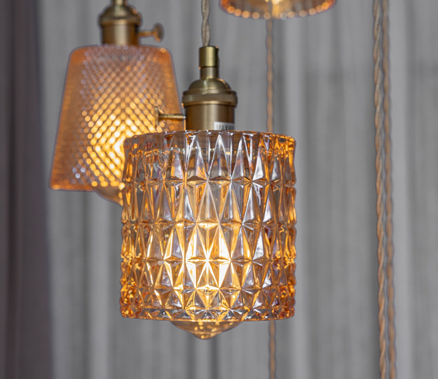 Oracle Hanging Light (Bronze)