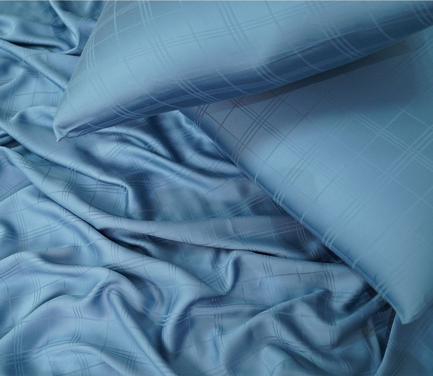 Dobby Checks Organic Bamboo 300 TC 2 Pillowcases and 1 Fitted Bedsheet (Blue, Queen Size)