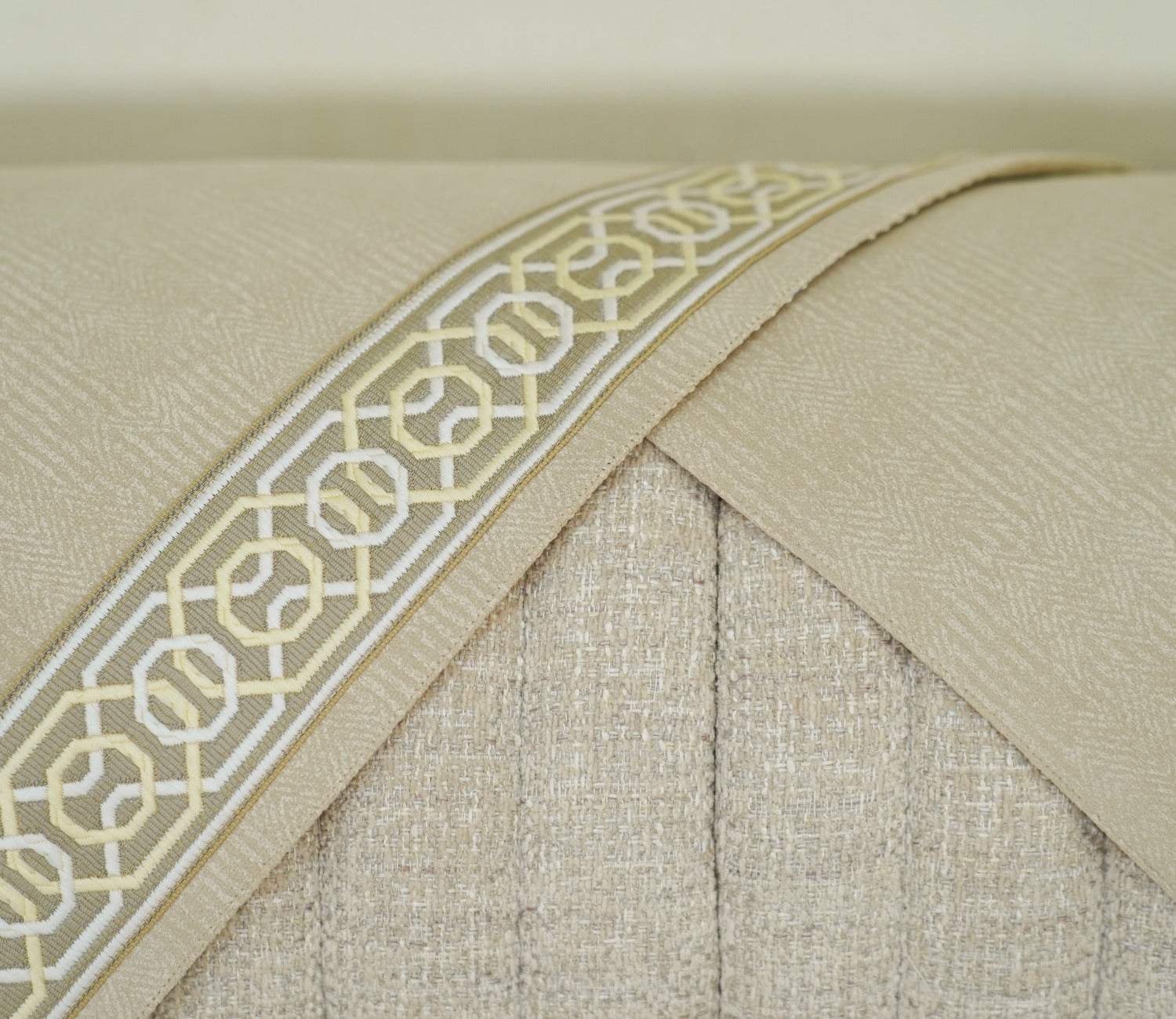 Cambridge 3 Seater Premium Sofa Cover - Set of 9 (Cashew White)