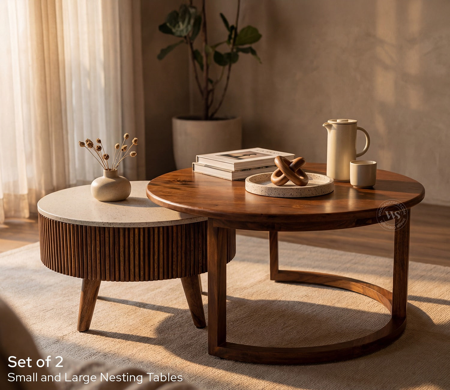Akasa Sheesham Wood Nesting Coffee Tables With Storage, Set of 2 (Teak Finish)
