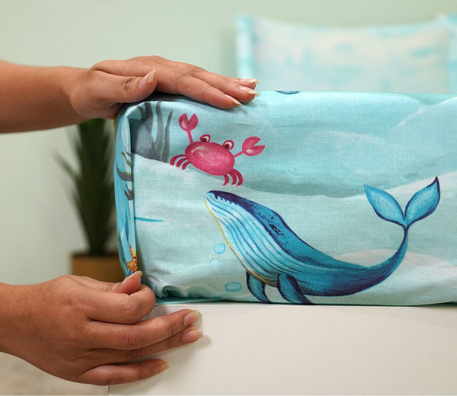 Seashore Flat Cotton Kids Bed Sheet King Size with 2 Pillow Covers