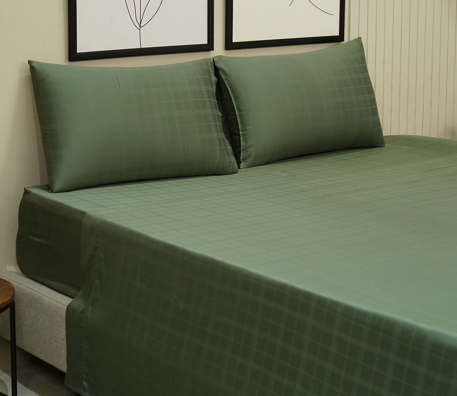 300 TC Flat Double Bed Sheet-Organic Dobby Bamboo Queen Size Bed Sheet with 2 Pillowcases (Avocado Green)