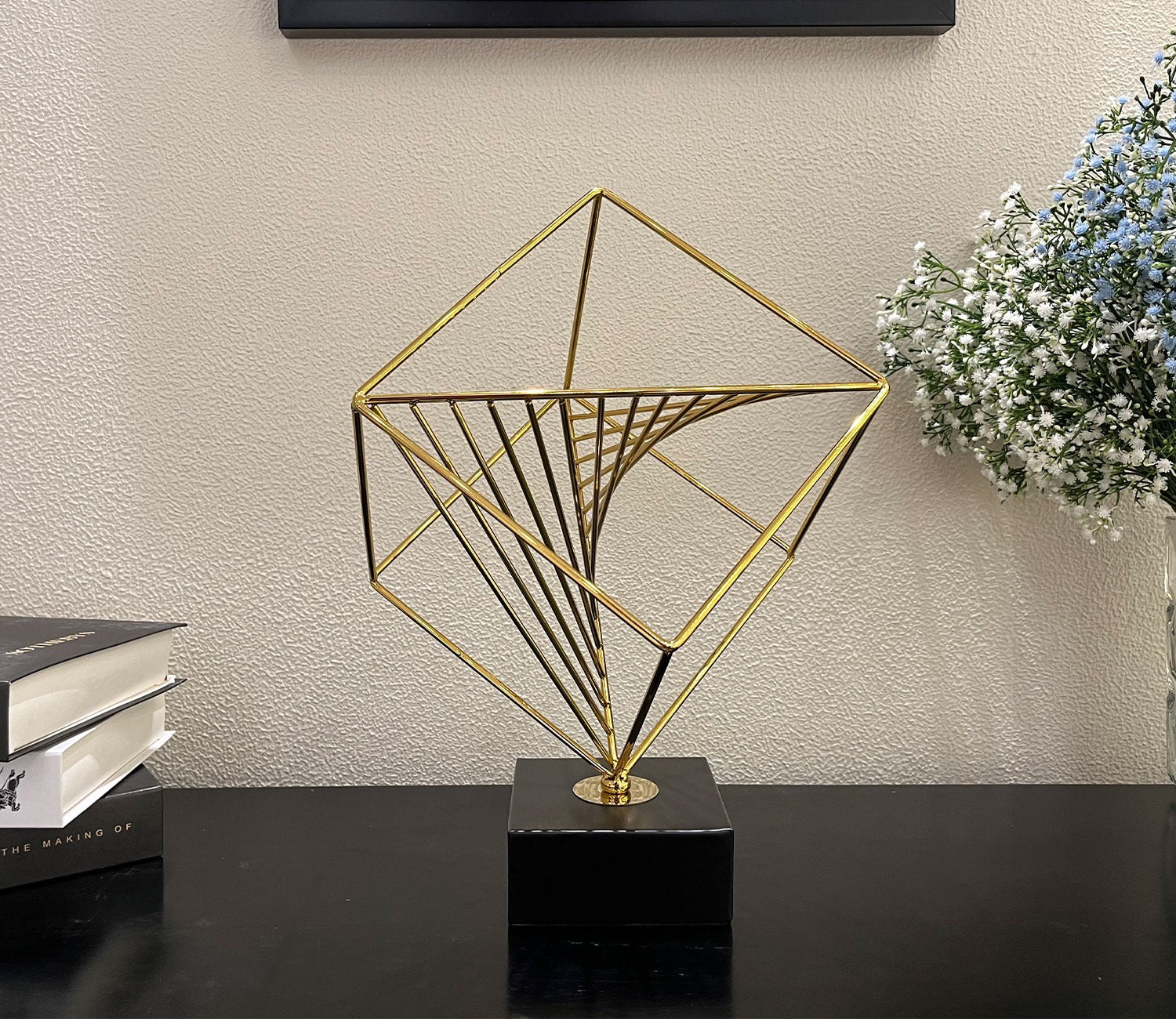Simplicity Refined Console Table Decor  (L, Gold)