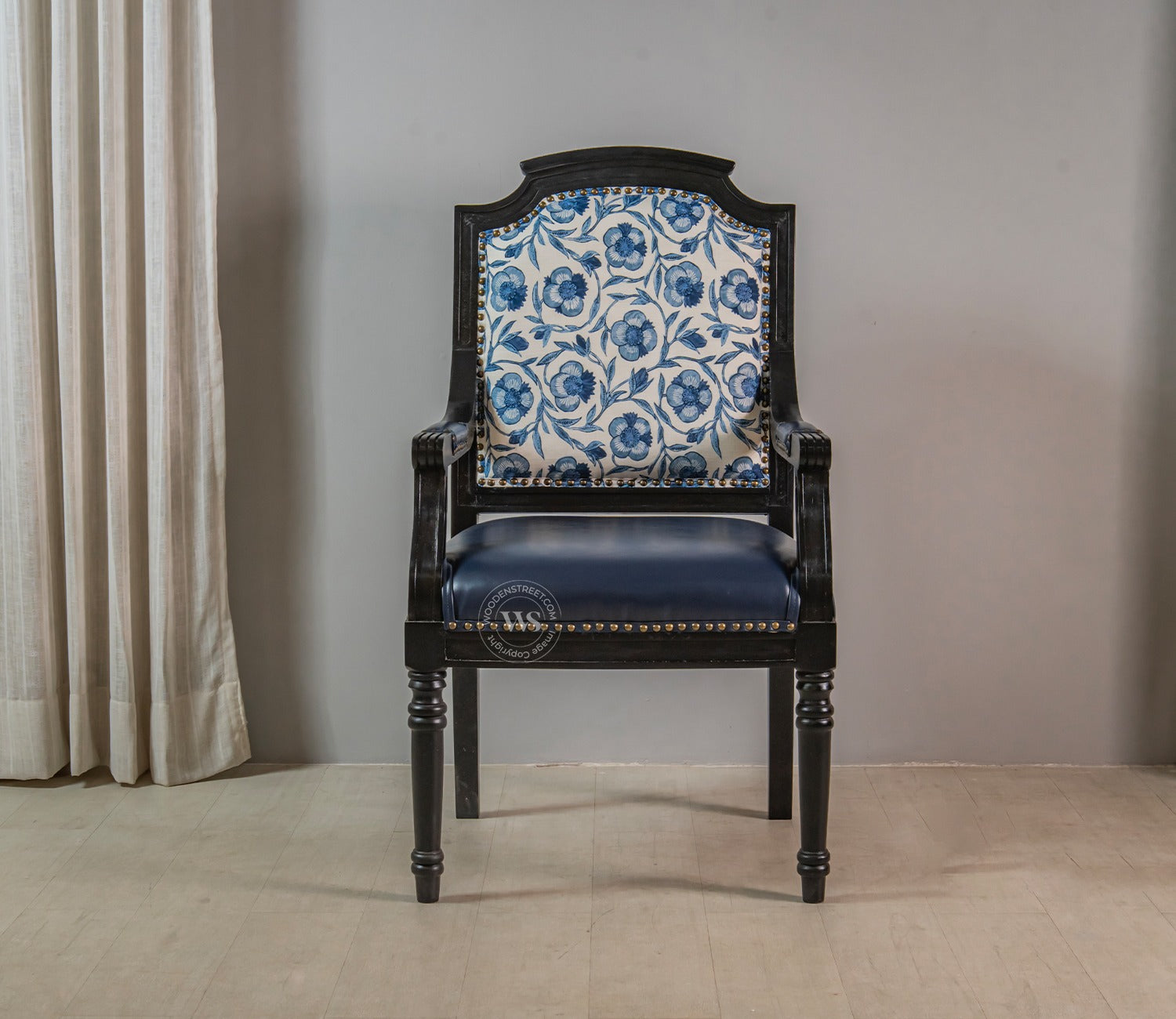 Heritage Dual Upholstery Sheesham Wood Arm Chair with Brass Detailing (Blue)
