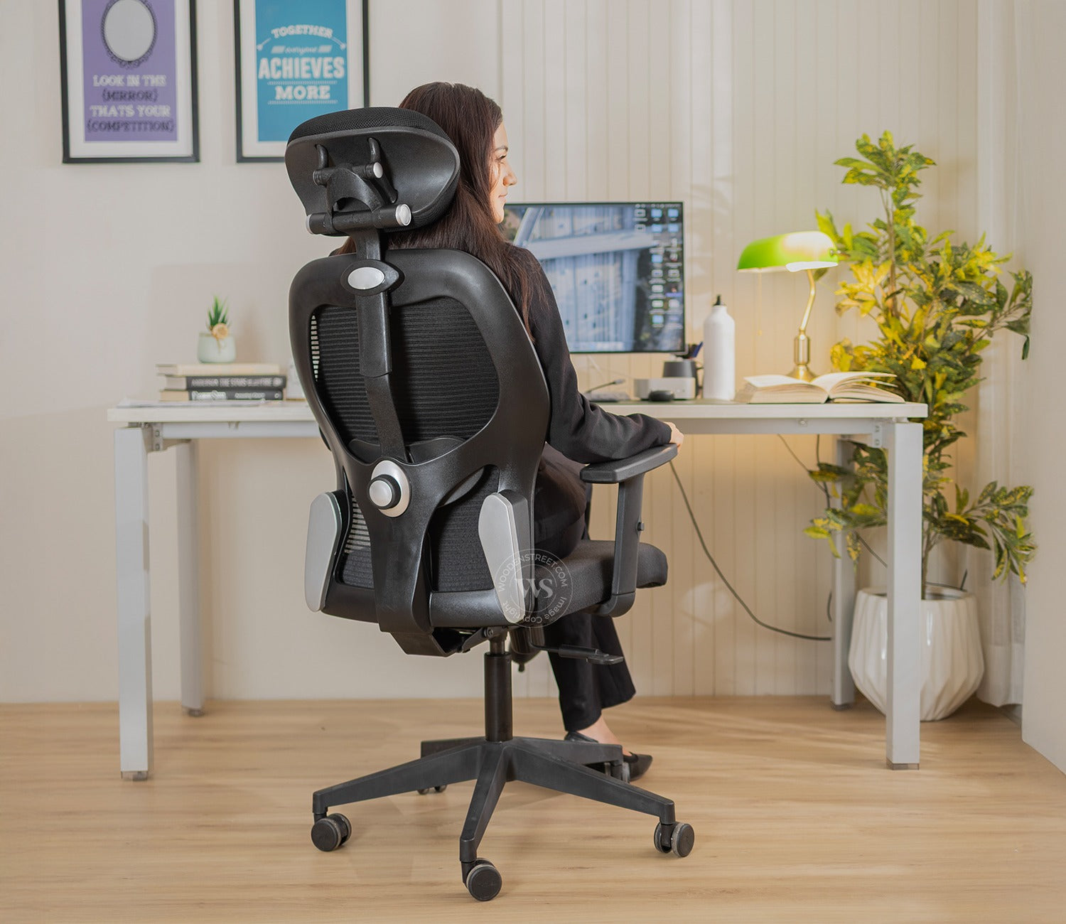 Caper High Back Mesh Office Chair (Black)
