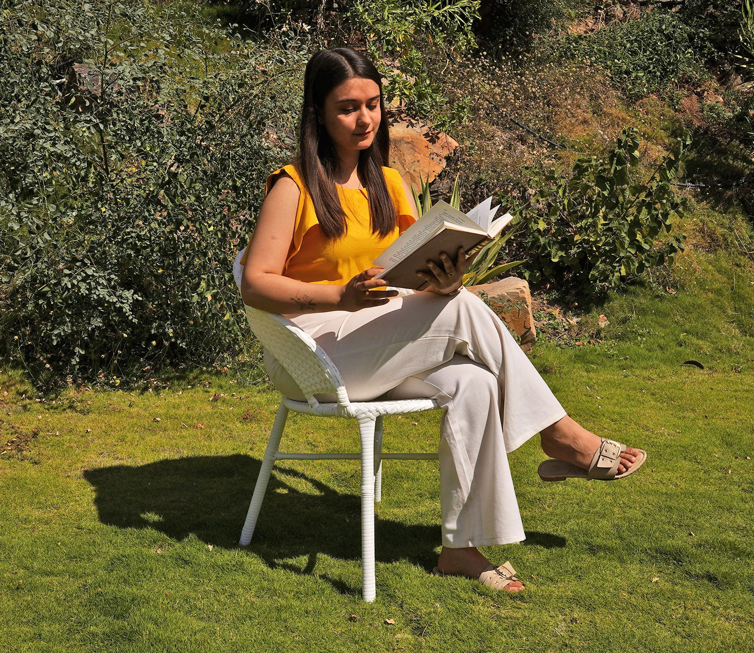 Sienna Wicker Outdoor Garden Chair (White)