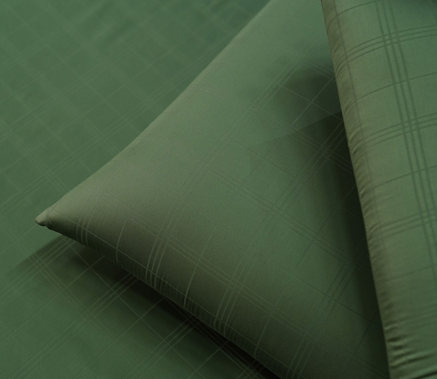 300 TC Flat Double Bed Sheet-Organic Dobby Bamboo Queen Size Bed Sheet with 2 Pillowcases (Avocado Green)