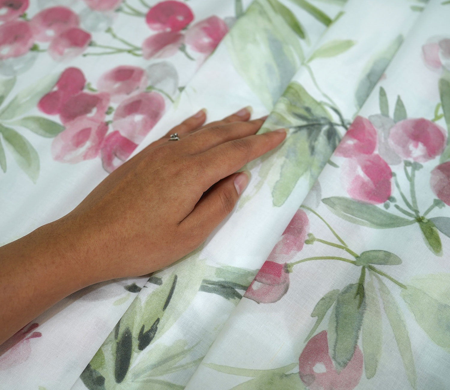 Botany Flat Cotton Bed Sheet King Size with 2 Pillow Covers (Blue)