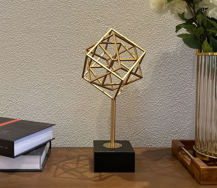 Blossom Diamond Console Table Decor (S, Gold)
