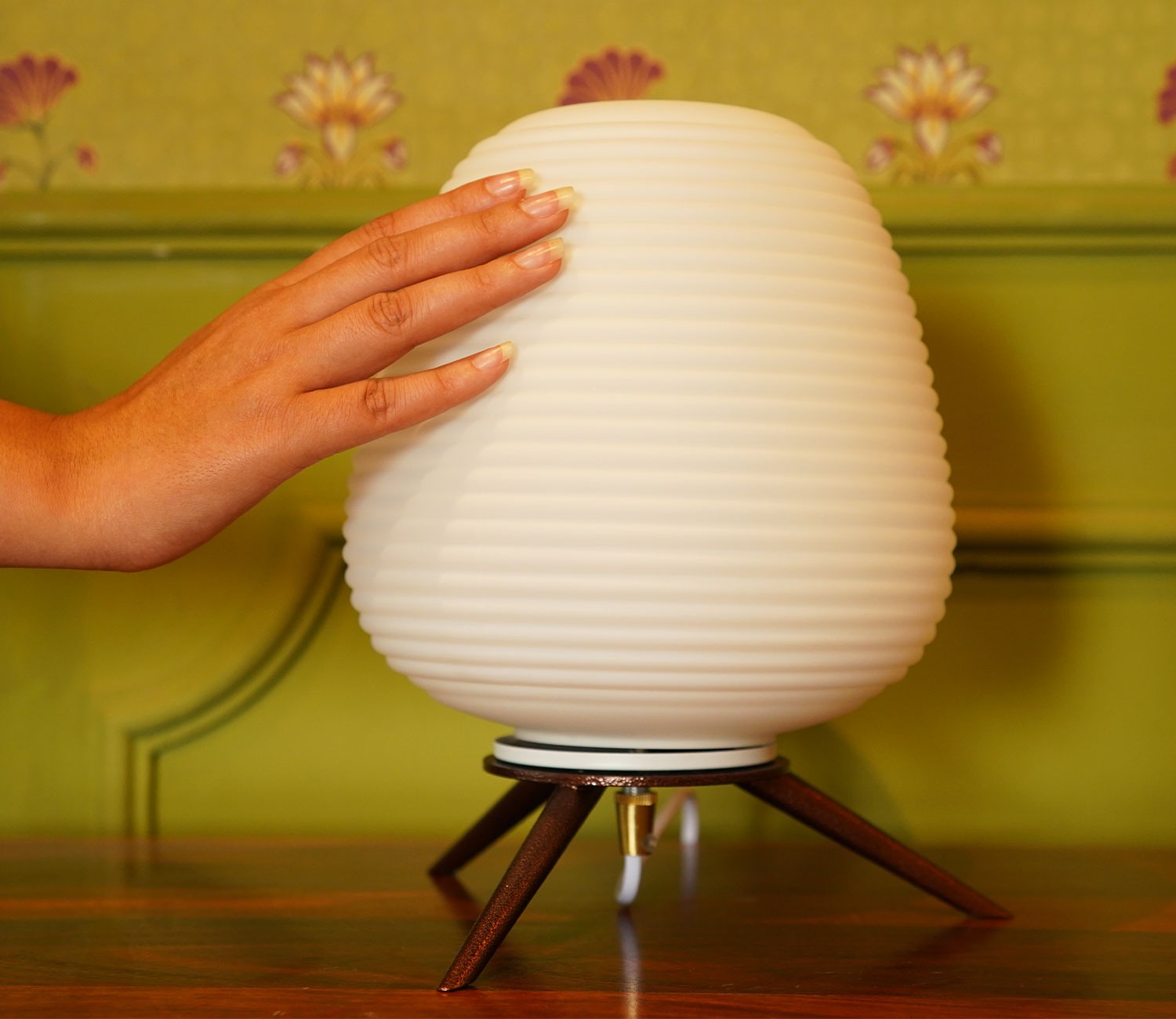 Farum Metal LED Table Lamp