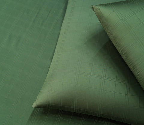 Dobby Checks Organic Bamboo 300 TC 2 Pillowcases and 1 Fitted Bedsheet (Green, Queen Size)