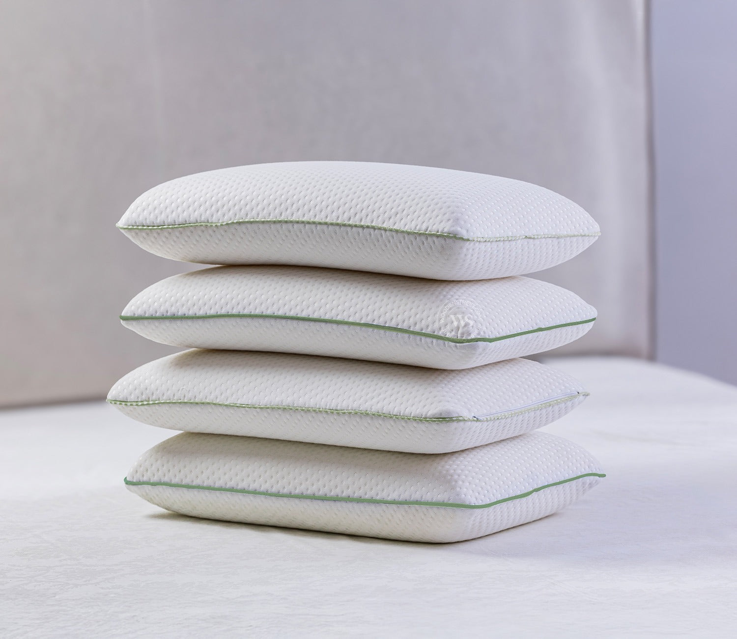 Lunamist Ultra Comfort Latex Pillow (Large Size, Set of 4)