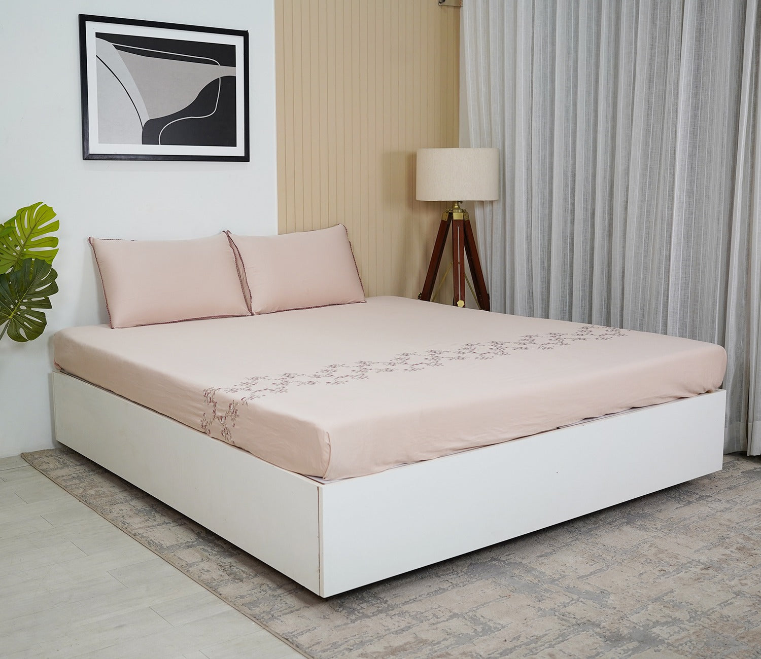 Floral Embroidery 300 TC Flat Pure Cotton King Size Bedsheet With 2 Pillow Covers (Pink)