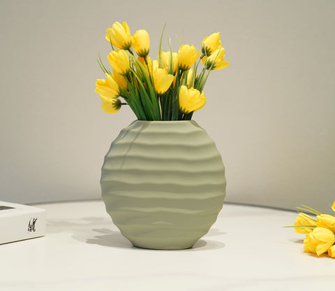 Delicate Abstract Ceramic Vase (Green, S)