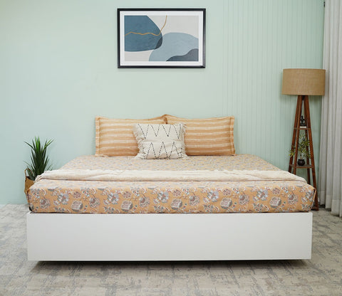 Mehrab Classic Printed King Size Bedsheet (Mustard)