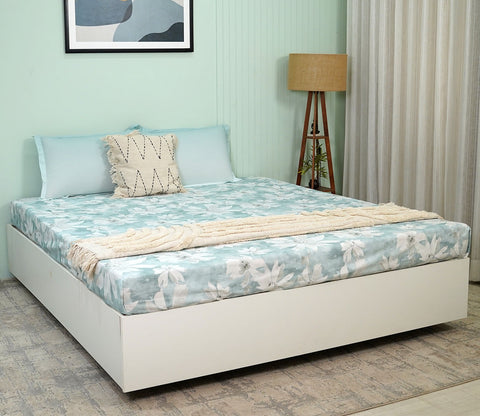 Blossom Flat Cotton Bed Sheet King Size with 2 Pillow Covers (Blue)