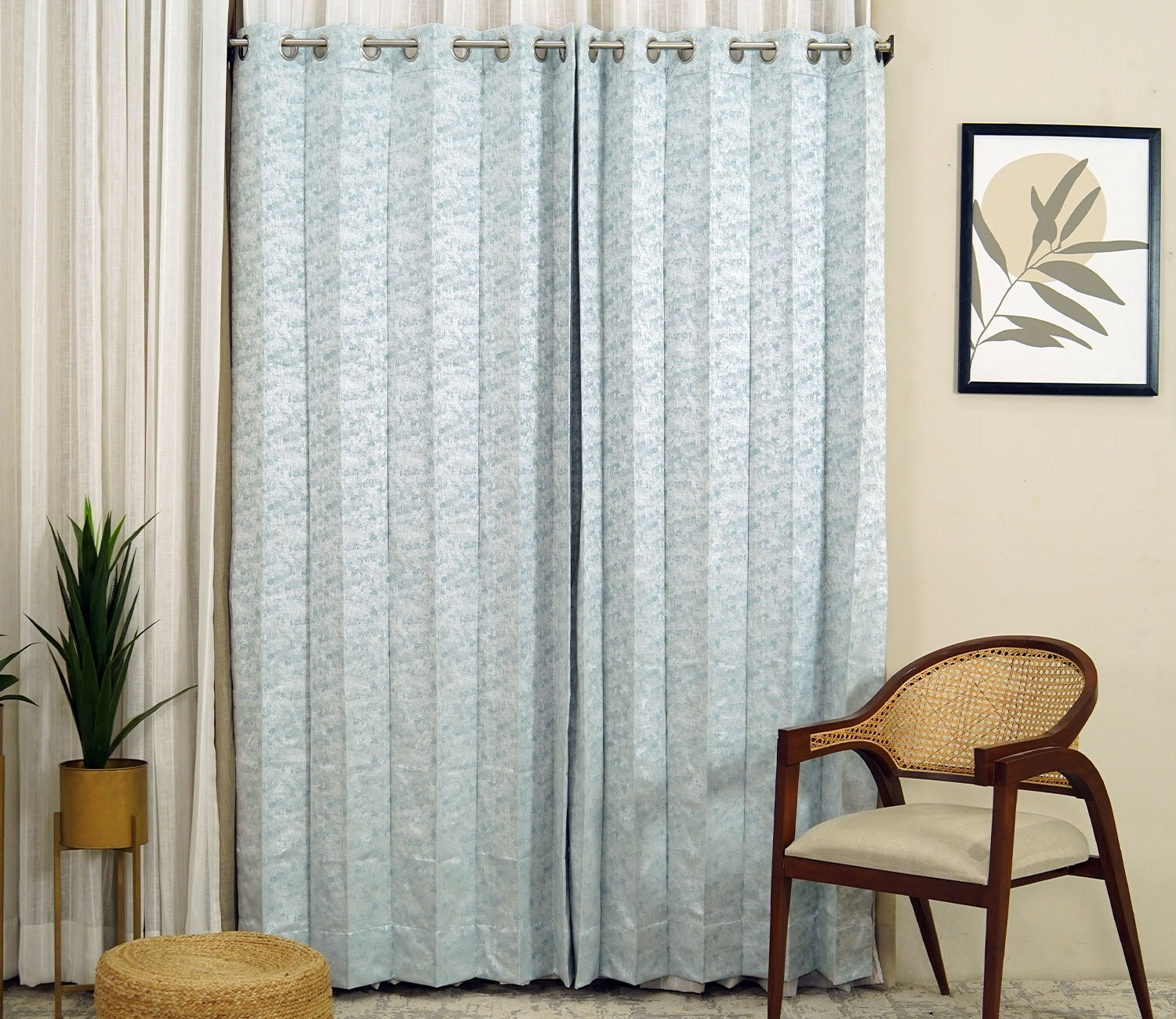 Shiny Textured Blackout 1 Piece Curtain (Blue, 7 Feet)