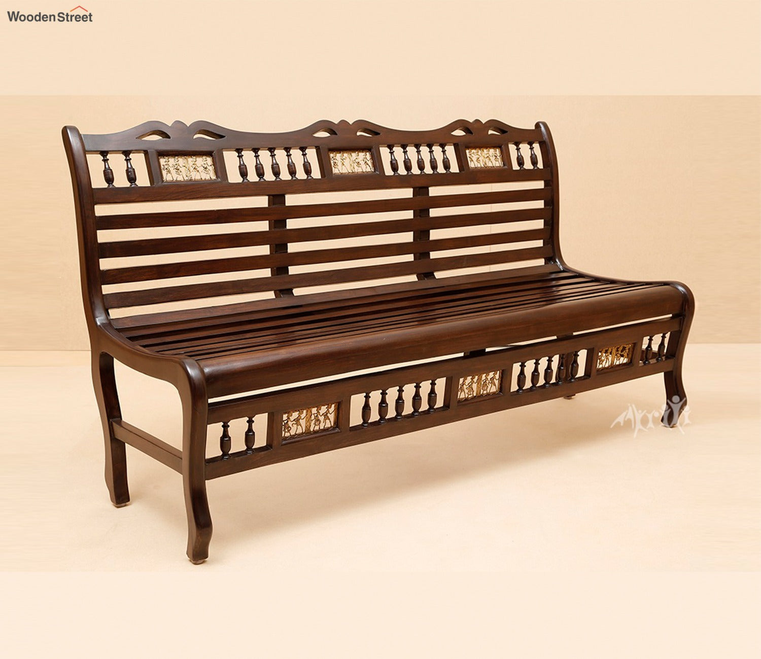 Costa Bench Three Seater with Striped Wood Pattern in Walnut Finish