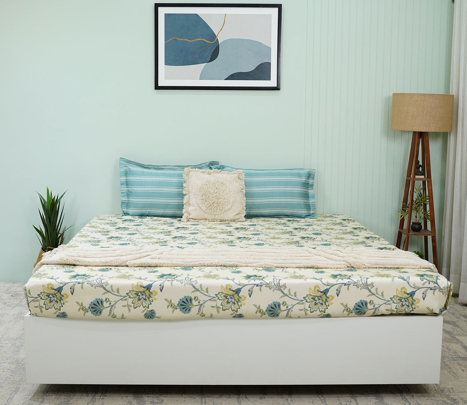 Venusa Classic Printed King Size Bedsheet (Green)